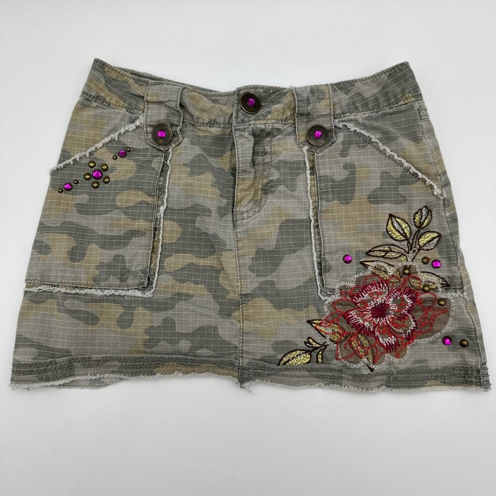 Vintage Y2K Mary Kate And Ashley Camo Mini Skirt Girls Size 8 Frayed Distressed